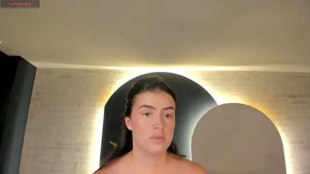 Snapshot of PaulinaSantos_ chatting on 19, 4, 2026 PaulinaSantos online show from 19, 4, 2026