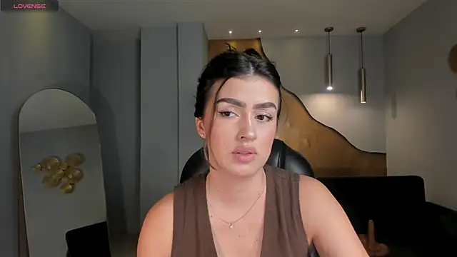 Snapshot of PaulinaSantos_ chatting on 21, 5, 2026 PaulinaSantos online show from 21, 5, 2026