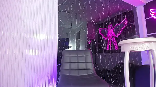 Snapshot of Mell_Saenz chatting on 1, 2, 2025 Mell Saenz online show from 1, 2, 2025