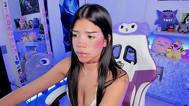 Snapshot of cutestephuwu chatting on 18, 12, 2024 cutestephuwu online show from 18, 12, 2024