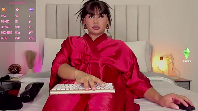 Snapshot of romina-brunette chatting on 12, 9, 2025 romina-brunette online show from 12, 9, 2025