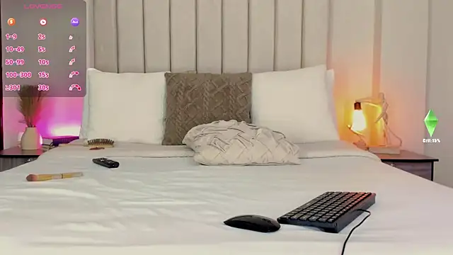 Snapshot of romina-brunette chatting on 9, 10, 2025 romina-brunette online show from 9, 10, 2025