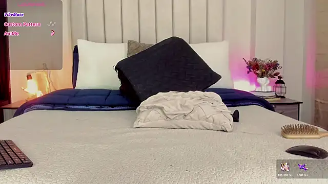 Snapshot of romina-brunette chatting on 4, 12, 2025 romina-brunette online show from 4, 12, 2025