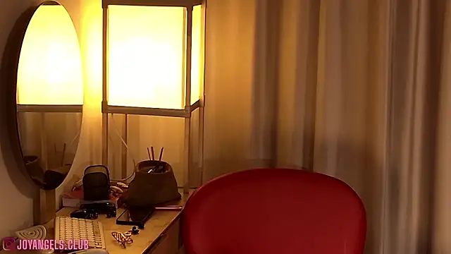 SophieCharm online show from 20, 6, 2026