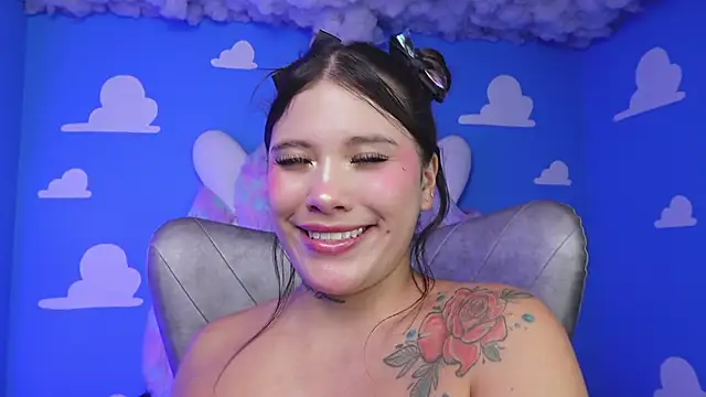 miss keisi online show from 12, 11, 2025