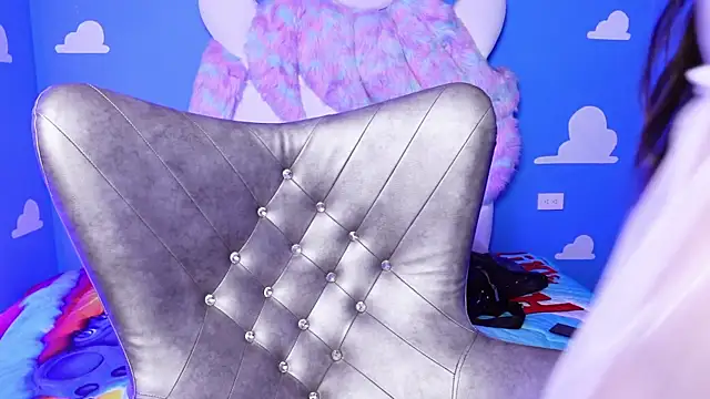 Snapshot of miss_keisi chatting on 9, 7, 2026 miss keisi online show from 9, 7, 2026
