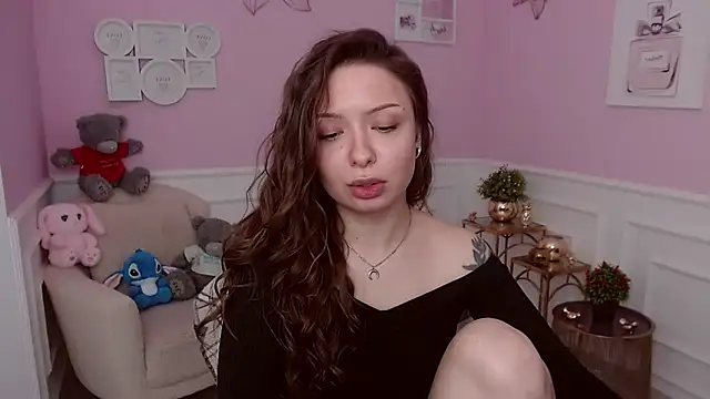 LucySkilar online show from 22, 3, 2026