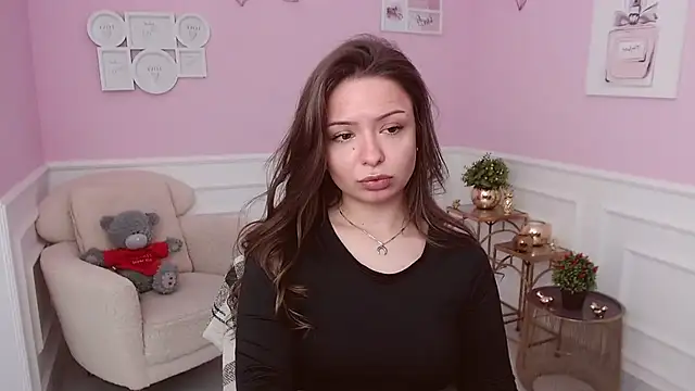 LucySkilar online show from 4, 5, 2026