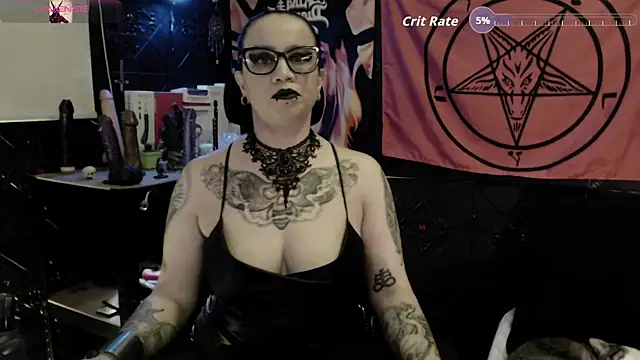 Evil Queen 666 online show from 14, 5, 2026
