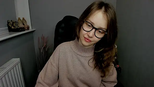 Snapshot of AfinaCutie chatting on 28, 12, 2024 AfinaCutie online show from 28, 12, 2024