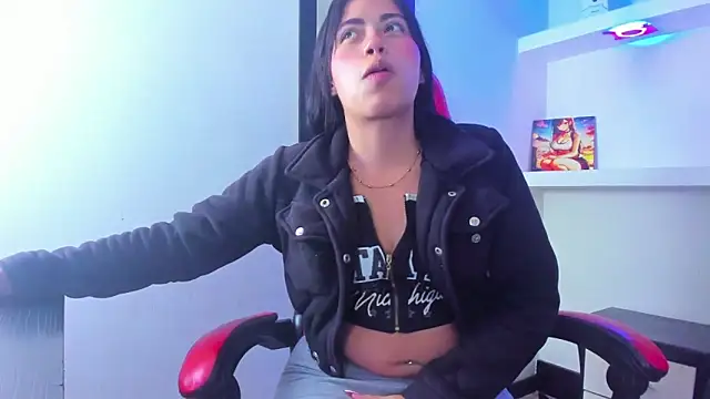 sylvana 19 online show from 15, 9, 2025