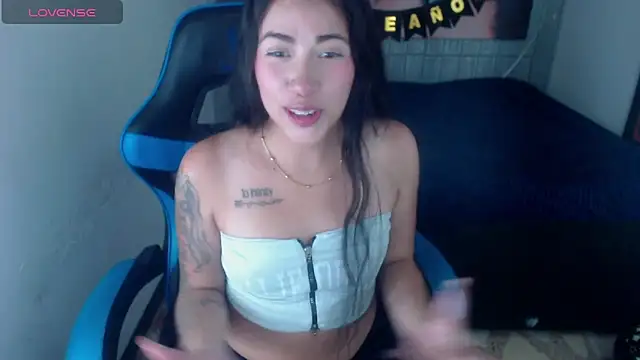 sylvana 19 online show from 4, 10, 2025