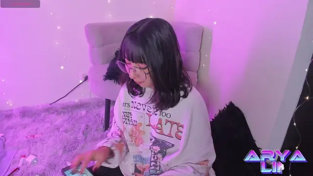 arysUwU online show from 2, 5, 2026
