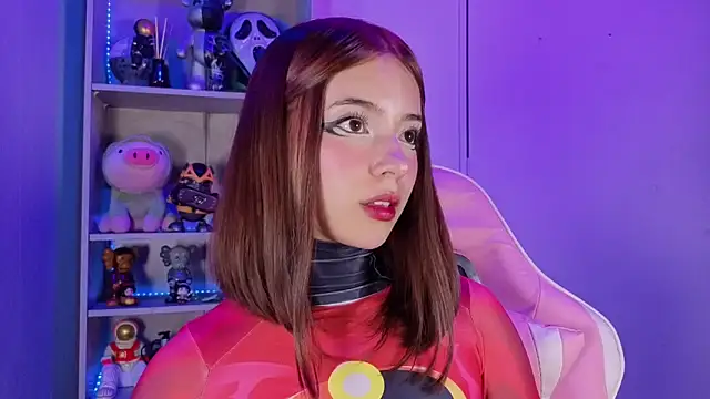 Snapshot of EmilyMiller_ chatting on 2, 11, 2025 EmilyMiller online show from 2, 11, 2025