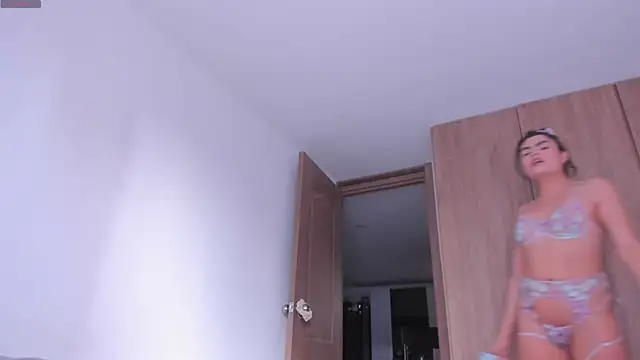 cheryl blossom69 online show from 19, 2, 2026