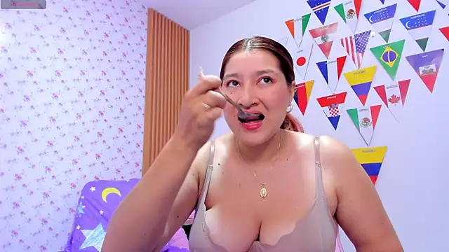 Soyqueen online show from 17, 6, 2026