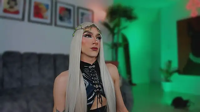 Snapshot of Taylor__foxxx chatting on 15, 11, 2025 Taylor foxxx online show from 15, 11, 2025