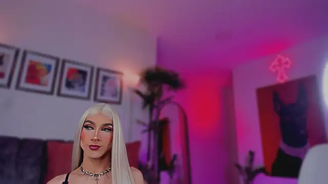 Snapshot of Taylor__foxxx chatting on 20, 11, 2025 Taylor foxxx online show from 20, 11, 2025