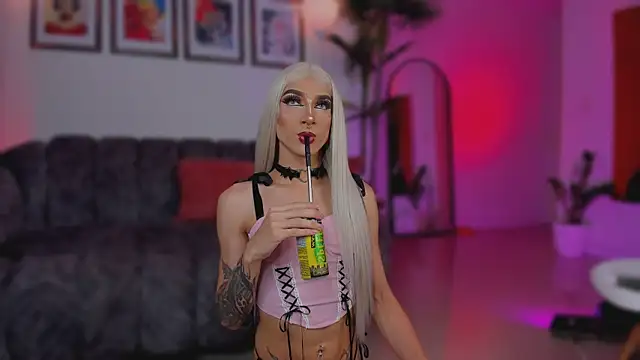 Snapshot of Taylor__foxxx chatting on 26, 11, 2025 Taylor foxxx online show from 26, 11, 2025