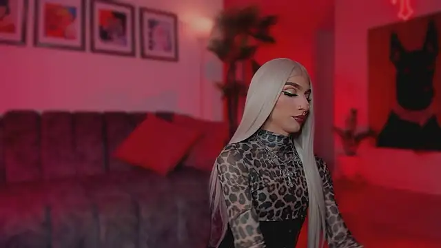 Snapshot of Taylor__foxxx chatting on 10, 3, 2026 Taylor foxxx online show from 10, 3, 2026