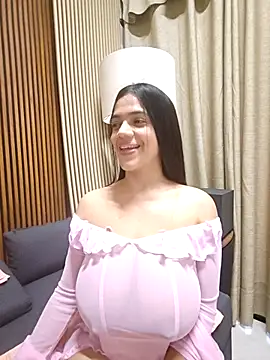 Snapshot of Deisy_Torres chatting on 15, 9, 2025 Deisy Torres online show from 15, 9, 2025