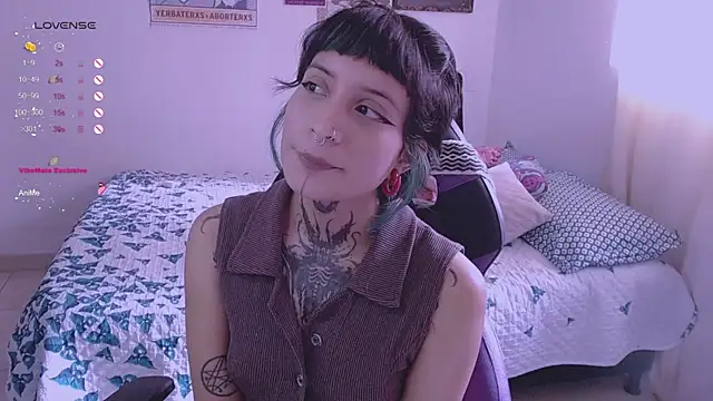 Snapshot of _Apola_77 chatting on 17, 12, 2024  Apola 77 online show from 17, 12, 2024