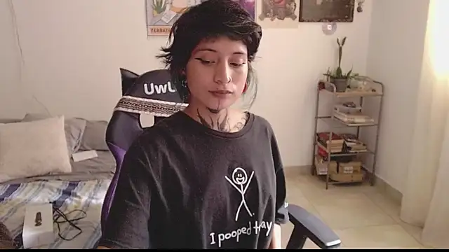 Snapshot of _Apola_77 chatting on 22, 1, 2025  Apola 77 online show from 22, 1, 2025