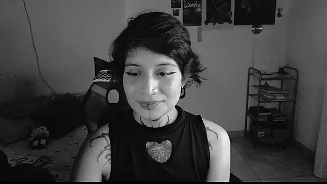 Snapshot of _Apola_77 chatting on 15, 2, 2025  Apola 77 online show from 15, 2, 2025