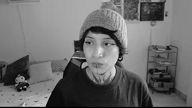 Snapshot of _Apola_77 chatting on 15, 2, 2025  Apola 77 online show from 15, 2, 2025