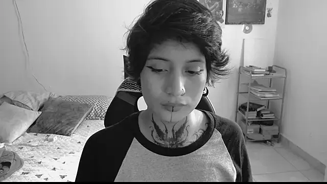 Snapshot of _Apola_77 chatting on 19, 2, 2025  Apola 77 online show from 19, 2, 2025