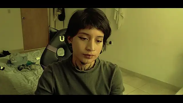 Snapshot of _Apola_77 chatting on 15, 3, 2025  Apola 77 online show from 15, 3, 2025