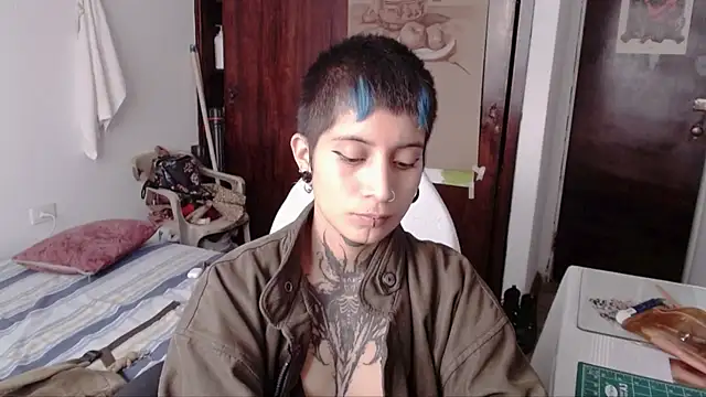 Snapshot of _Apola_77 chatting on 11, 10, 2025  Apola 77 online show from 11, 10, 2025