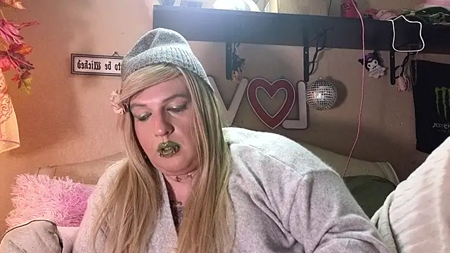 Snapshot of Blakelytgirl chatting on 13, 2, 2025 Blakelytgirl online show from 13, 2, 2025