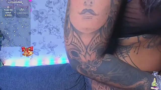 tattooedBabyy online show from 18, 12, 2024