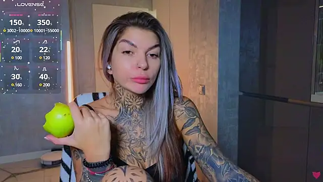 tattooedBabyy online show from 11, 3, 2025