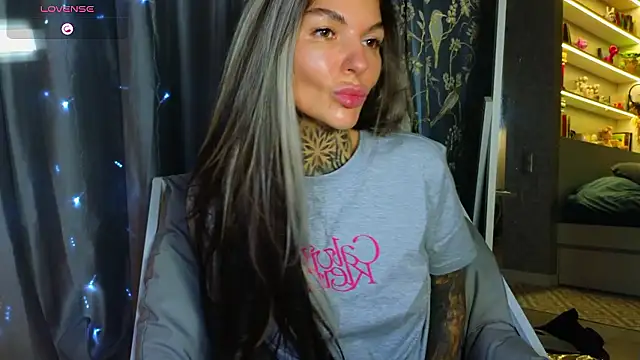 tattooedBabyy online show from 11, 1, 2026