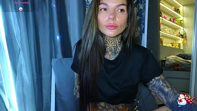 tattooedBabyy online show from 4, 2, 2026