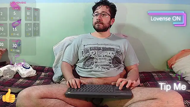 Snapshot of teddy_foster chatting on 15, 5, 2026 teddy foster online show from 15, 5, 2026