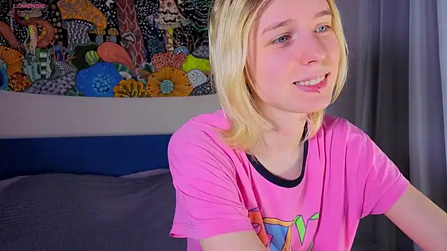 Crayzy Luv online show from 20, 3, 2026