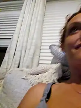 Snapshot of Dixiefaye_Pika chatting on 6, 2, 2025 Dixiefaye Pika online show from 6, 2, 2025