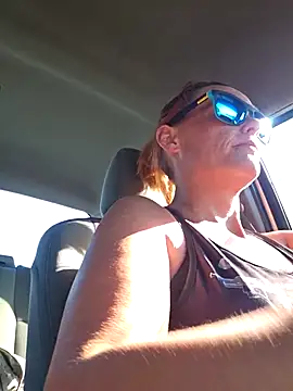 Snapshot of Dixiefaye_Pika chatting on 12, 3, 2025 Dixiefaye Pika online show from 12, 3, 2025