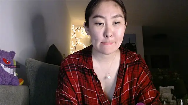 Snapshot of Kunimitsuu_ chatting on 23, 9, 2025 Kunimitsuu  online show from 23, 9, 2025