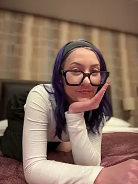 Snapshot of marleymaxwell chatting on 21, 3, 2026 marleymaxwell online show from 21, 3, 2026