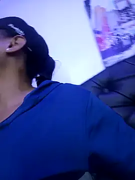 Dominik girl online show from 16, 9, 2025