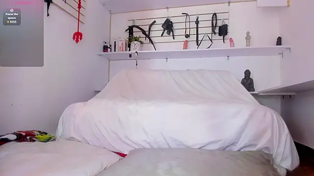 Alejandra Dunn online show from 26, 2, 2025