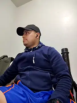 Snapshot of Potro23hotzen chatting on 26, 12, 2024 Potro23hotzen online show from 26, 12, 2024