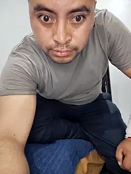 Snapshot of Potro23hotzen chatting on 14, 9, 2025 Potro23hotzen online show from 14, 9, 2025