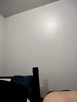 Snapshot of Potro23hotzen chatting on 27, 9, 2025 Potro23hotzen online show from 27, 9, 2025