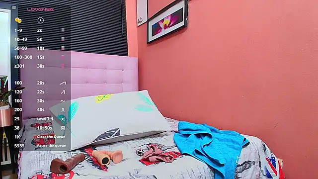 Snapshot of MiissBNasty chatting on 2, 2, 2025 MiissBNasty online show from 2, 2, 2025