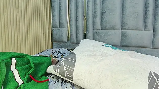 Snapshot of MiissBNasty chatting on 22, 9, 2025 MiissBNasty online show from 22, 9, 2025